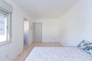 Apartamento com 26m², 1 dormitório no bairro Menino Deus em Porto Alegre para Alugar