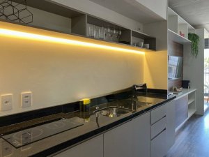 Apartamento com 33m², 1 dormitório no bairro Azenha em Porto Alegre para Alugar