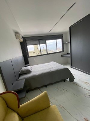 Apartamento com 29m², 1 dormitório no bairro Auxiliadora em Porto Alegre para Alugar