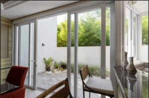 Casa com 190m², 3 dormitórios no bairro Pedra Redonda em Porto Alegre para Alugar