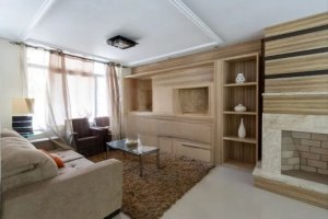 Casa com 190m², 3 dormitórios no bairro Pedra Redonda em Porto Alegre para Alugar