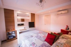 Casa com 400m², 5 dormitórios no bairro Jardim Carvalho em Porto Alegre para Alugar