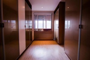 Casa com 400m², 5 dormitórios no bairro Jardim Carvalho em Porto Alegre para Alugar