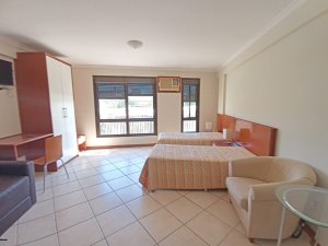 Apartamento com 35m², 1 dormitório no bairro Santana em Porto Alegre para Alugar