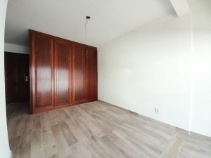 Casa com 273m², 4 dormitórios no bairro Praia de Belas em Porto Alegre para Alugar