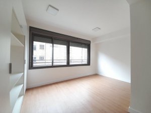 Apartamento com 28m², 1 dormitório no bairro Centro Histórico em Porto Alegre para Alugar