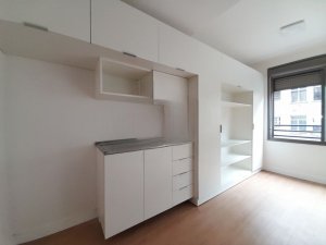 Apartamento com 28m², 1 dormitório no bairro Centro Histórico em Porto Alegre para Alugar