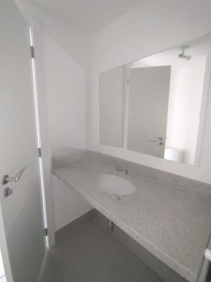 Apartamento com 28m², 1 dormitório no bairro Centro Histórico em Porto Alegre para Alugar