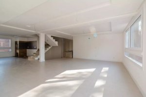 Casa com 278m², 4 dormitórios no bairro Tristeza em Porto Alegre para Alugar