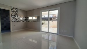 Casa com 200m², 2 dormitórios no bairro Hípica em Porto Alegre para Alugar