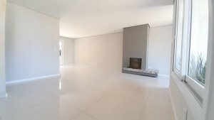 Casa com 200m², 2 dormitórios no bairro Hípica em Porto Alegre para Alugar