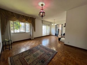 Casa com 250m², 3 dormitórios no bairro Boa Vista em Porto Alegre para Alugar