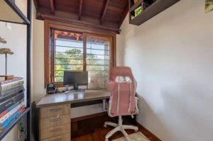 Casa com 269m², 4 dormitórios no bairro Vila Jardim em Porto Alegre para Alugar