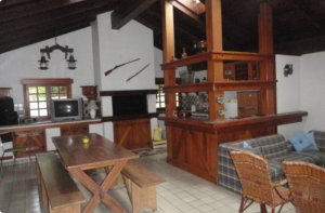 Casa com 600m², 5 dormitórios no bairro Boa Vista em Porto Alegre para Alugar