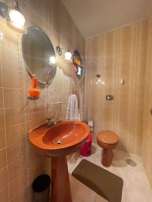 Casa com 230m², 3 dormitórios no bairro Santa Tereza em Porto Alegre para Alugar