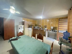 Casa com 230m², 3 dormitórios no bairro Santa Tereza em Porto Alegre para Alugar