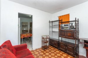 Casa com 150m², 3 dormitórios no bairro Partenon em Porto Alegre para Alugar