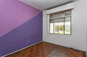 Casa com 150m², 3 dormitórios no bairro Partenon em Porto Alegre para Alugar