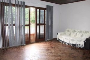 Casa com 175m², 3 dormitórios no bairro Jardim Carvalho em Porto Alegre para Alugar