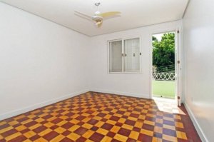 Casa com 252m², 4 dormitórios no bairro Santo Antonio em Porto Alegre para Alugar
