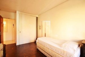 Casa com 252m², 4 dormitórios no bairro Tristeza em Porto Alegre para Alugar