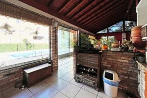 Casa com 252m², 4 dormitórios no bairro Tristeza em Porto Alegre para Alugar