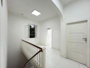 Casa comercial com 250m² no bairro Moinhos de Vento em Porto Alegre para Alugar