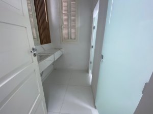 Casa comercial com 250m² no bairro Moinhos de Vento em Porto Alegre para Alugar