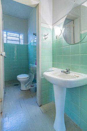 Casa com 120m², 2 dormitórios no bairro Vila Assunção em Porto Alegre para Alugar