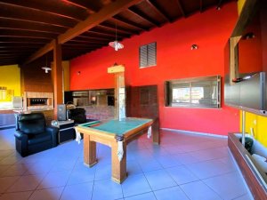 Casa com 280m², 2 dormitórios no bairro Navegantes em Porto Alegre para Alugar