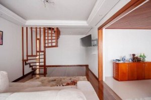Apartamento com 270m², 4 dormitórios no bairro Jardim Lindóia em Porto Alegre para Alugar