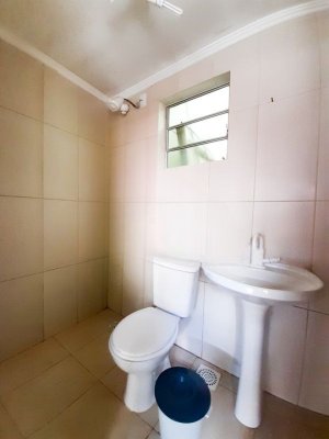 Casa com 210m², 3 dormitórios no bairro Auxiliadora em Porto Alegre para Alugar