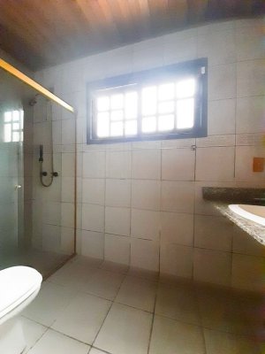 Casa com 210m², 3 dormitórios no bairro Auxiliadora em Porto Alegre para Alugar