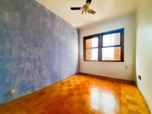 Casa com 210m², 3 dormitórios no bairro Auxiliadora em Porto Alegre para Alugar