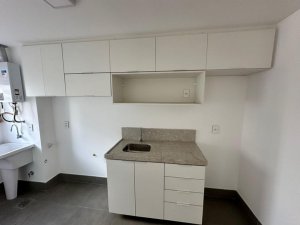 Apartamento com 56m², 2 dormitórios no bairro São Sebastião em Porto Alegre para Alugar