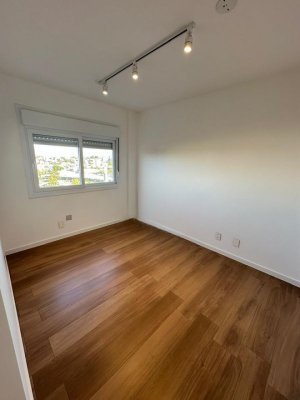 Apartamento com 56m², 2 dormitórios no bairro São Sebastião em Porto Alegre para Alugar