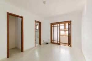 Casa com 290m², 4 dormitórios no bairro Camaquã em Porto Alegre para Alugar