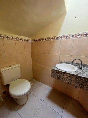 Casa com 183m², 3 dormitórios no bairro Cavalhada em Porto Alegre para Alugar