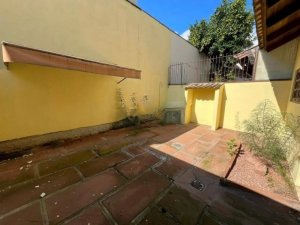 Casa com 183m², 3 dormitórios no bairro Cavalhada em Porto Alegre para Alugar