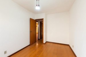 Casa com 174m², 3 dormitórios no bairro Cristal em Porto Alegre para Alugar