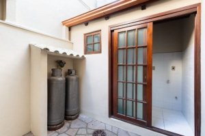 Casa com 174m², 3 dormitórios no bairro Cristal em Porto Alegre para Alugar