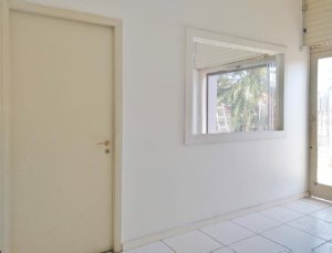 Loja com 45m² no bairro Praia de Belas em Porto Alegre para Alugar