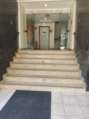 Salas/Conjuntos com 40m² no bairro Navegantes em Porto Alegre para Alugar