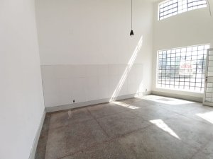 Loja com 44m² no bairro Passo da Areia em Porto Alegre para Alugar