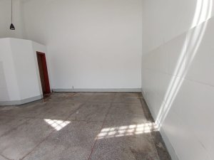 Loja com 44m² no bairro Passo da Areia em Porto Alegre para Alugar