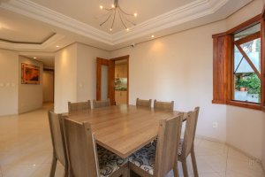 Apartamento com 163m², 3 dormitórios no bairro Petrópolis em Porto Alegre para Alugar