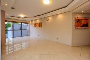 Apartamento com 163m², 3 dormitórios no bairro Petrópolis em Porto Alegre para Alugar