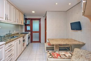 Apartamento com 163m², 3 dormitórios no bairro Petrópolis em Porto Alegre para Alugar