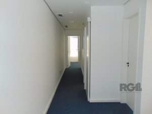 Salas/Conjuntos com 52m² no bairro Auxiliadora em Porto Alegre para Alugar