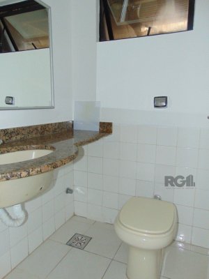 Salas/Conjuntos com 39m² no bairro Auxiliadora em Porto Alegre para Alugar